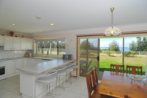 Jervis Bay Beachfront - Surfers Paradise Gold Coast 0