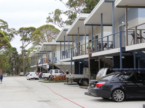 Jervis Bay Holiday Cabins - Surfers Paradise Gold Coast 0