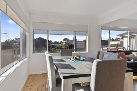 Jubilee Ave 10, Ulladulla - Surfers Paradise Gold Coast 2