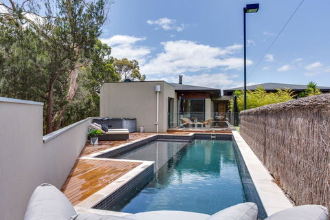Kalina Retreat: Resort Style Tennis & Pool - Surfers Paradise Gold Coast 2