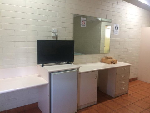 Katherine Motel - Surfers Paradise Gold Coast 1