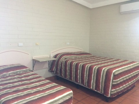 Katherine Motel - Surfers Paradise Gold Coast 3