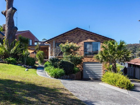 Kick Back On Karlowan - Surfers Paradise Gold Coast 1