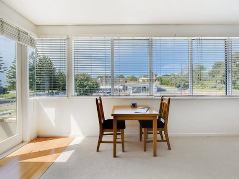 Koonya Views - Surfers Paradise Gold Coast 1