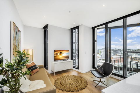 KOZYGURU FORTITUDE VALLEY DESIGNER GRADE 2 BED APT FREE PARKING QFV179-1401 - Surfers Paradise Gold Coast 3