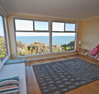 Lake Tyres Beach House - Surfers Paradise Gold Coast