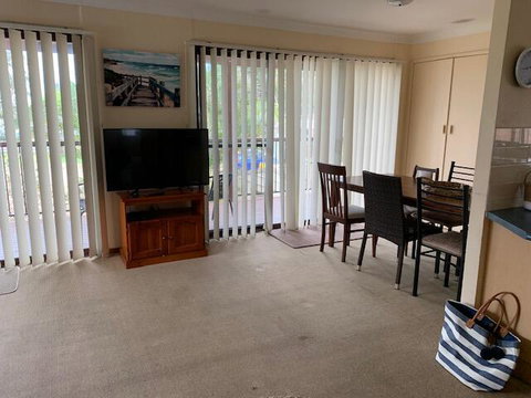 Lakehouse On Oxley - Surfers Paradise Gold Coast 3