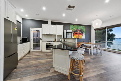 Lakeside Landing - Waterfront - Surfers Paradise Gold Coast 3