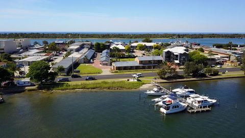Lakeside Motel Waterfront - Surfers Paradise Gold Coast 3