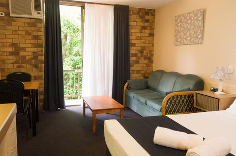 Lancaster Court Motel - Surfers Paradise Gold Coast 1
