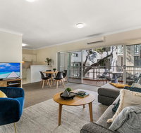 Large and Airy Unit in Quiet Riverside Suburb - Surfers Paradise Gold Coast