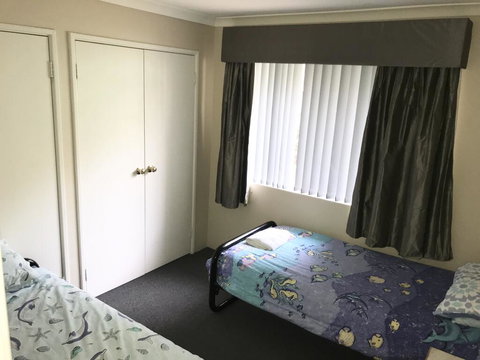 Large Family Home - Surfers Paradise Gold Coast 3