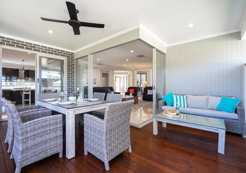 Latitude 38 South - Surfers Paradise Gold Coast 1