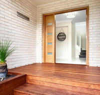 Laze  Lemon Tree - Surfers Paradise Gold Coast
