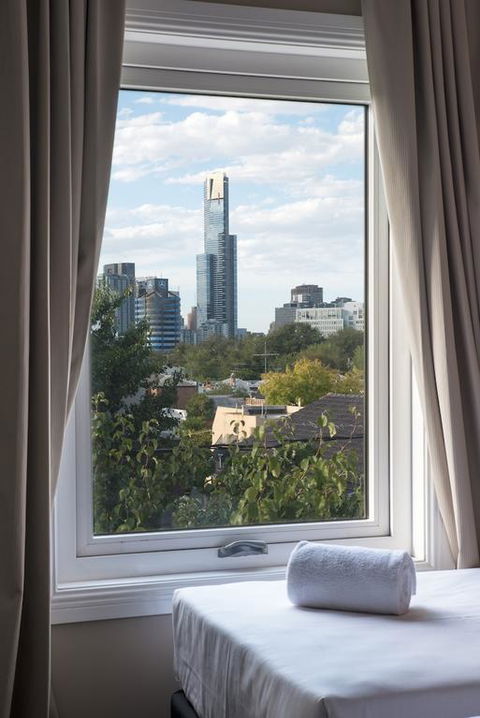 Lily Sands Inn - Surfers Paradise Gold Coast 3