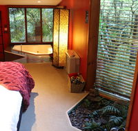 Linden Gardens Rainforest Retreat - Surfers Paradise Gold Coast