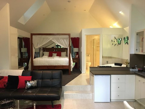 Linger A While Chalet - Surfers Paradise Gold Coast 0