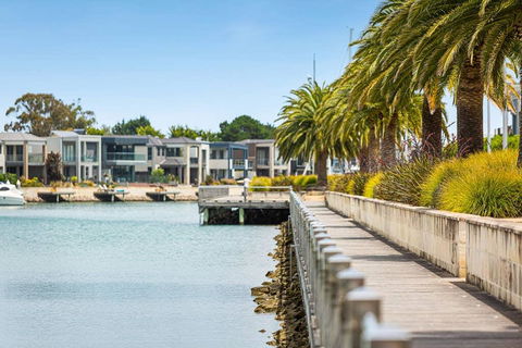 Luxe 101 @ Martha Cove Waterfront Luxury On The Marina, Walk To Beach - Surfers Paradise Gold Coast 0