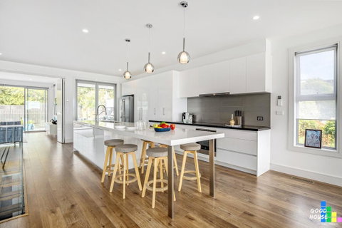 Luxe Retreat Dromana - Surfers Paradise Gold Coast 2