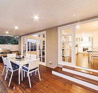 Luxurious Hampton Style 3 Bedroom House - Surfers Paradise Gold Coast