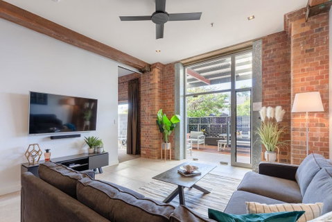 Luxury 3 Brm 2 Bath Woolstore Apt With Courtyard - Surfers Paradise Gold Coast 1