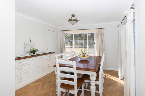 Macleay Street 23, Narrawallee - Surfers Paradise Gold Coast 3