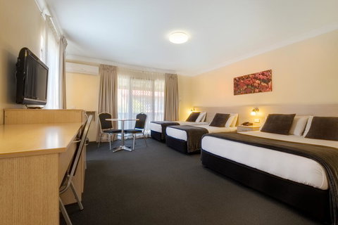Maclin Lodge Motel - Surfers Paradise Gold Coast 1