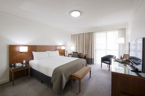 Majestic Roof Garden Hotel - Surfers Paradise Gold Coast 0