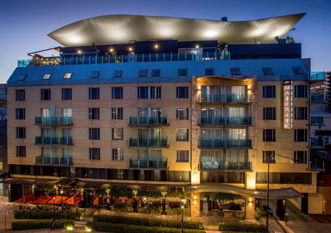 Majestic Roof Garden Hotel - Surfers Paradise Gold Coast 2
