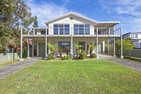 Malibu Magic Bawley Point - Surfers Paradise Gold Coast 0