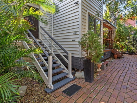 Margate House - Surfers Paradise Gold Coast 3