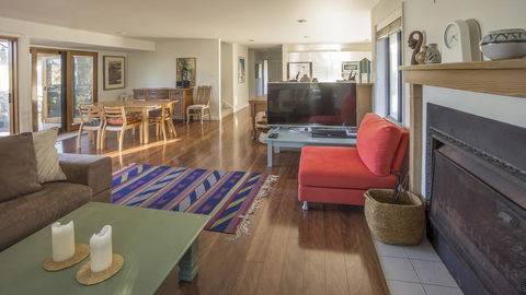 Marloo Avenue 10 Bawley Point NSW - Surfers Paradise Gold Coast 2