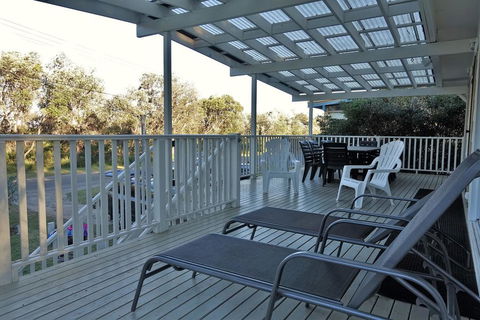 Matron 17, Narrawallee - Surfers Paradise Gold Coast 3