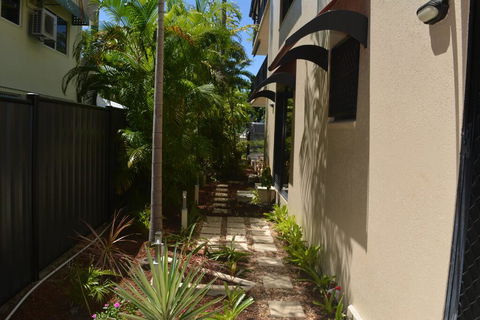 Mediterranean Beachfront Apartments - Surfers Paradise Gold Coast 2