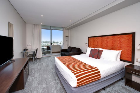 Mercure Centro Port Macquarie - Surfers Paradise Gold Coast 3