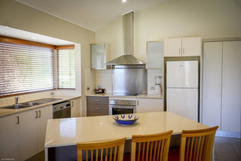 Merry Beach Caravan Park - Surfers Paradise Gold Coast 1
