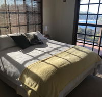 Merry Beach Ocean Front Large Home - Surfers Paradise Gold Coast