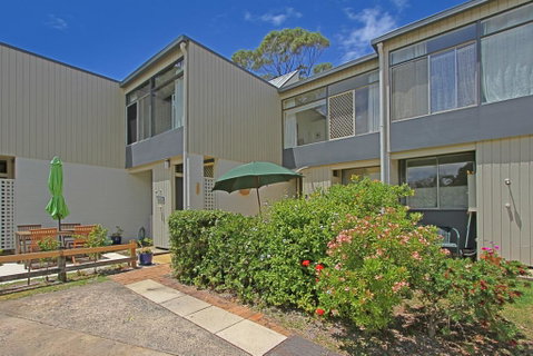 Mitchell Parade 3/11-13 - Surfers Paradise Gold Coast 2