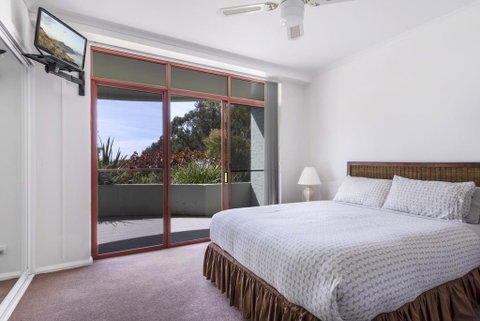 Mitchell Pde 2/1a - Fathoms - Surfers Paradise Gold Coast 2