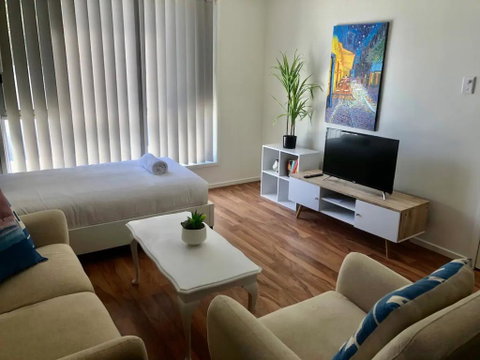 Modern Unit Near To Surfers Paradise - Surfers Paradise Gold Coast 0