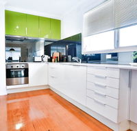 Mont Albert 2 Bedrooms Morden House - Surfers Paradise Gold Coast