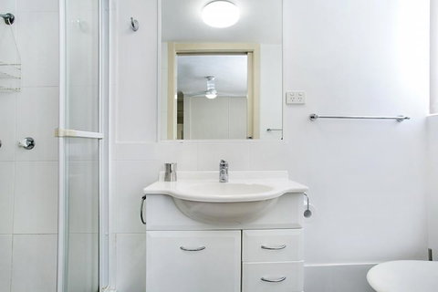 Moonbird - Surfers Paradise Gold Coast 2