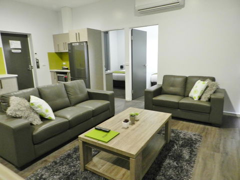 Motel 24 - Surfers Paradise Gold Coast 2