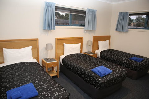 Motel On A'Beckett - Surfers Paradise Gold Coast 3