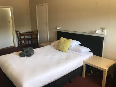 Motel Wellington Wodonga - Surfers Paradise Gold Coast 2