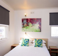 Mowbray Hotel - Surfers Paradise Gold Coast