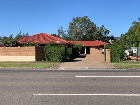 Muswellbrook Motor Inn - Surfers Paradise Gold Coast 1