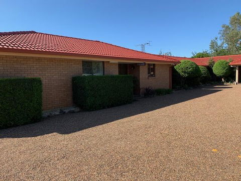 Muswellbrook Motor Inn - Surfers Paradise Gold Coast 3