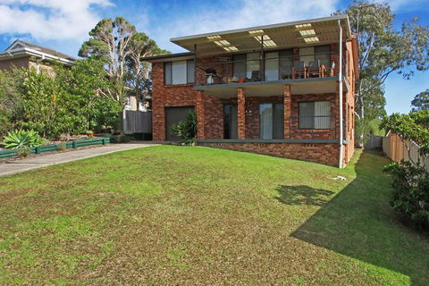 NARRAWALLEE RETREAT - Surfers Paradise Gold Coast 2