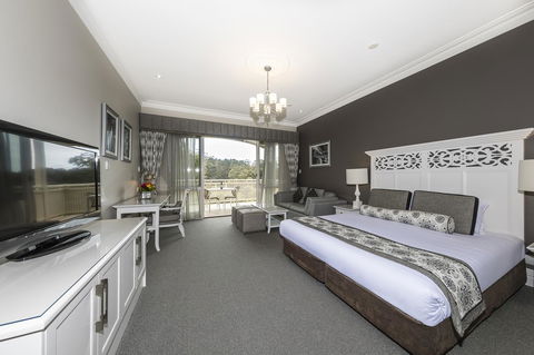 Grand Mercure Basildene Manor - Surfers Paradise Gold Coast 16